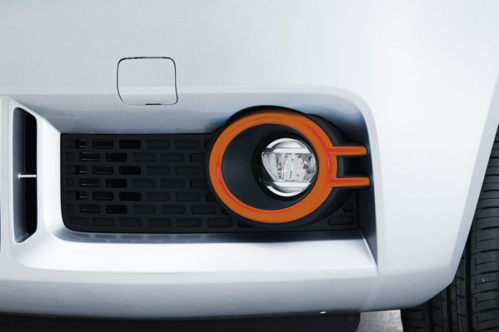Genuine Suzuki Ignis Front Fog Lamp Bezel Set - Orange