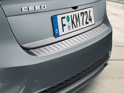 Genuine Kia Ceed Gt Line Tailgate Trim - Brushed