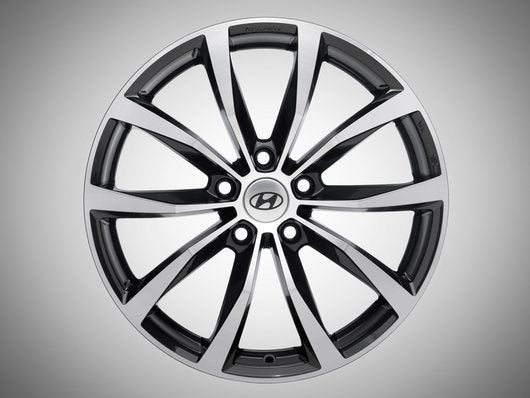 Genuine Hyundai Santa Fe 18" Alloy Wheel, Andong